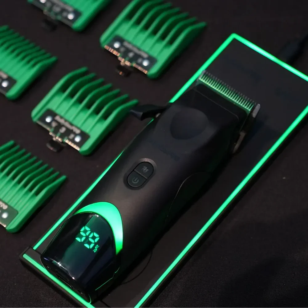 Babyliss Pro x Tomb45 Clipper with wireless charging pad - Image 6