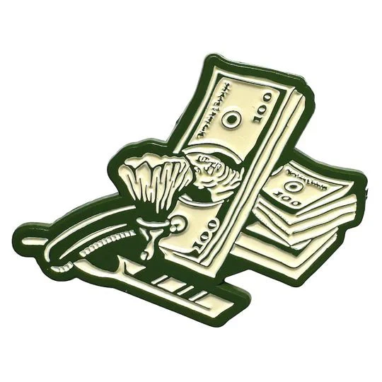 BVandB Barber Pin - Image 9